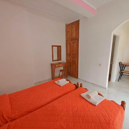 Aparthotel Elena Pool à Ágios Geórgios Extérieur photo