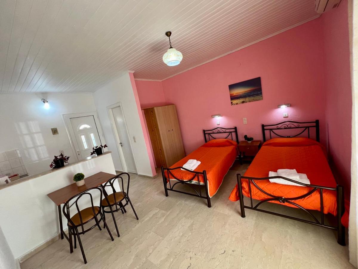 Aparthotel Elena Pool à Ágios Geórgios Extérieur photo