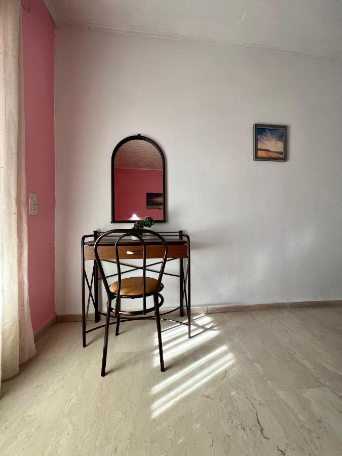 Aparthotel Elena Pool à Ágios Geórgios Extérieur photo