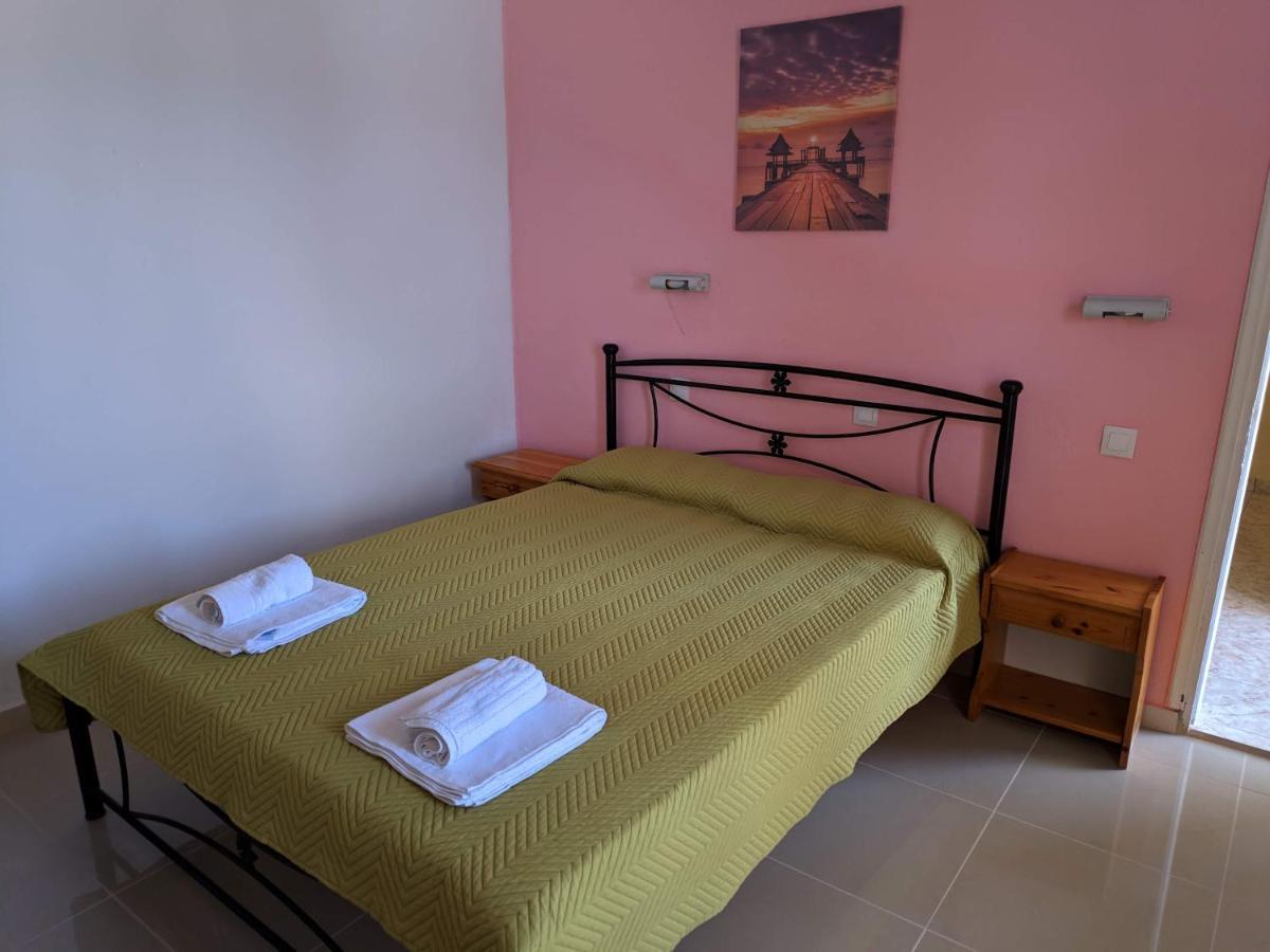 Aparthotel Elena Pool à Ágios Geórgios Extérieur photo