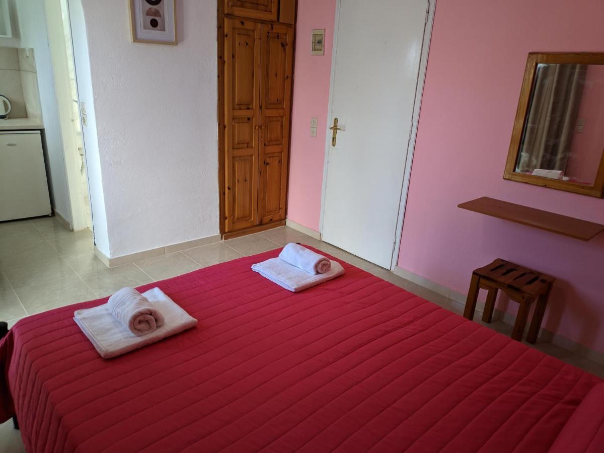 Aparthotel Elena Pool à Ágios Geórgios Extérieur photo
