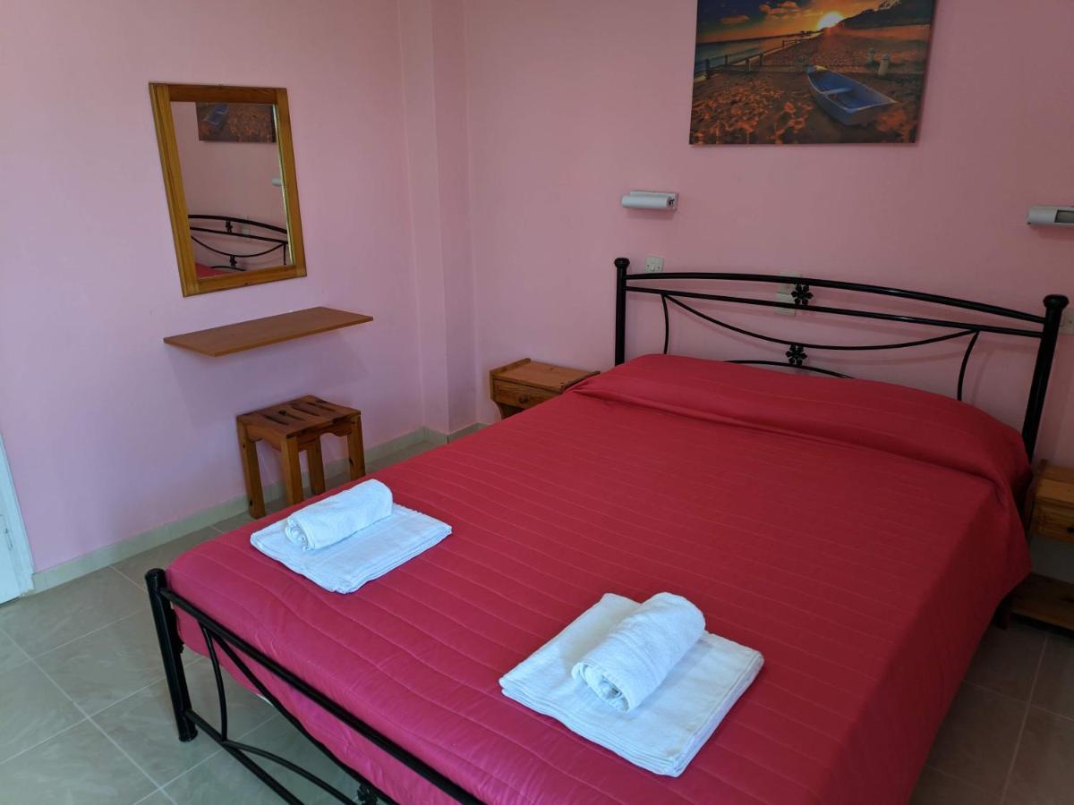 Aparthotel Elena Pool à Ágios Geórgios Extérieur photo
